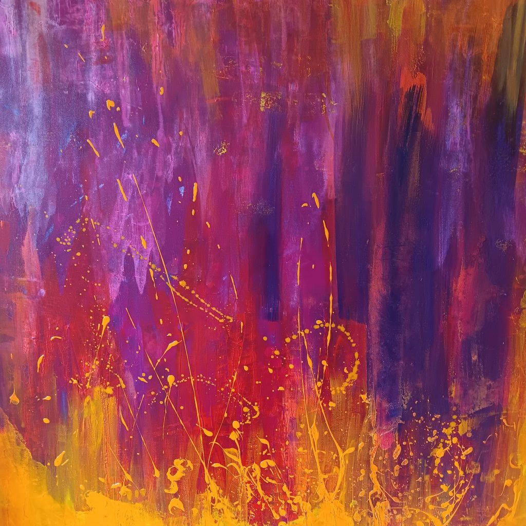 Violett und purpurrote Farbstreifen gestalten dieses abstrakte Gemälde aus Acryl. Im unteren Bereich gibt es Spritzer und Punkte in Orange, die sich explosiv ausbreiten